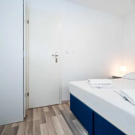 Mediteran Travel Mobile Homes Miran Пировац