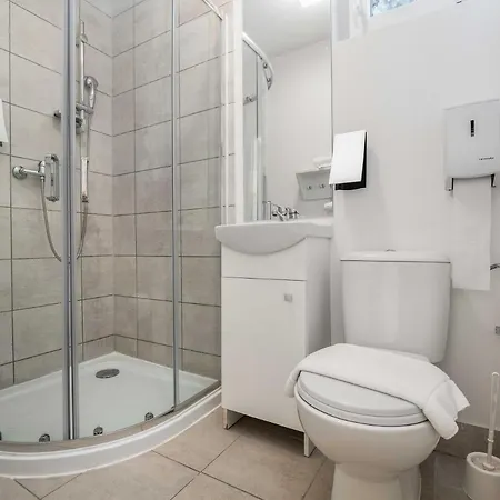 Kamp alanı Mediteran Travel Mobile Homes Miran Pirovac