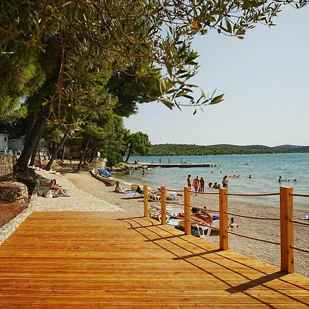 营地 Mediteran Travel Mobile Homes Miran 皮罗瓦茨