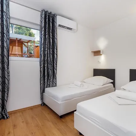 Mediteran Travel Mobile Homes Miran *