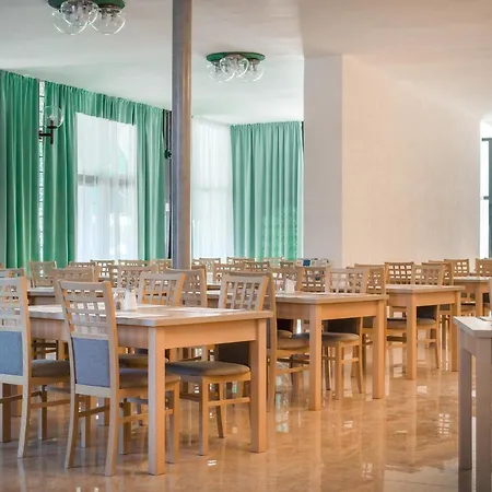 Kamp alanı Mediteran Travel Mobile Homes Miran *