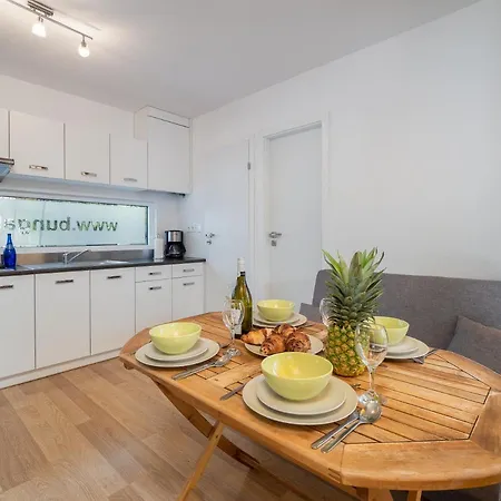 Kamp alanı Mediteran Travel Mobile Homes Miran Pirovac