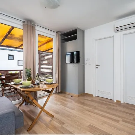 Mediteran Travel Mobile Homes Miran