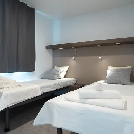 Kamp alanı Mediteran Travel Mobile Homes Miran *