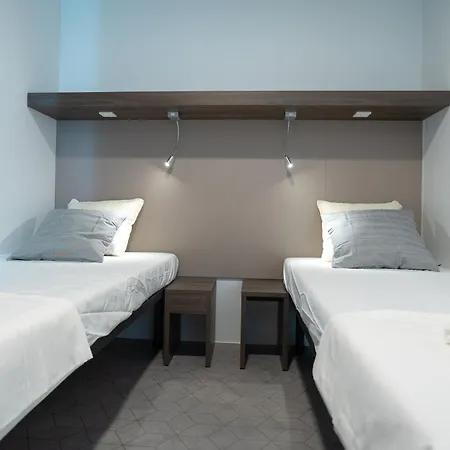 Kamp alanı Mediteran Travel Mobile Homes Miran Pirovac