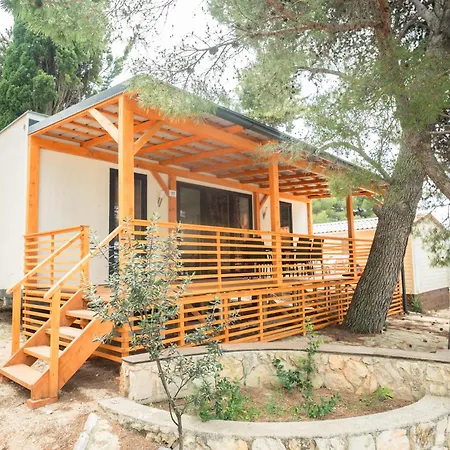 Mediteran Travel Mobile Homes Miran * Pirovac