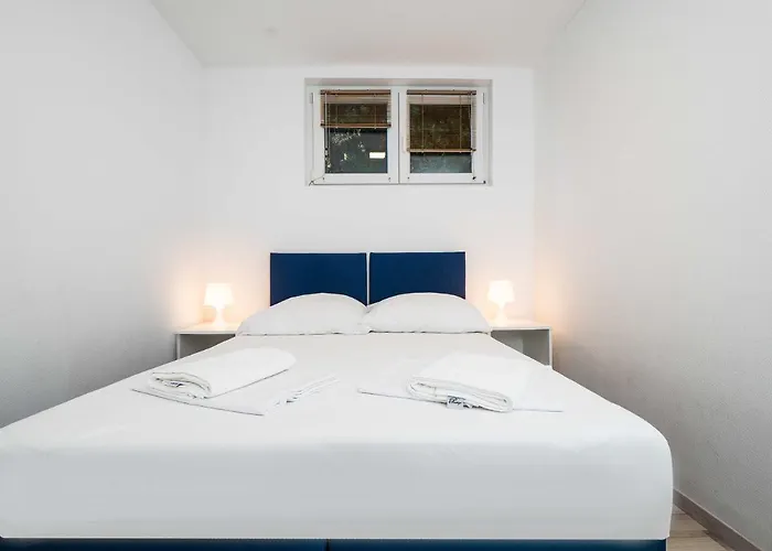 Mediteran Travel Mobile Homes Miran * 피로바츠