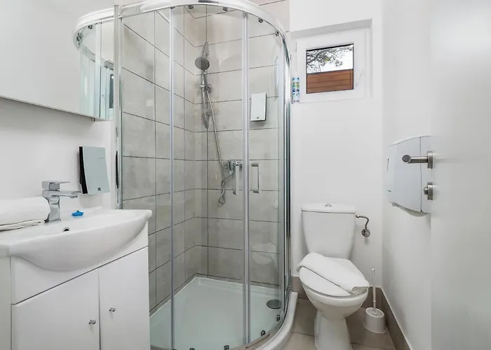 Mediteran Travel Mobile Homes Miran אתר קמפינג *