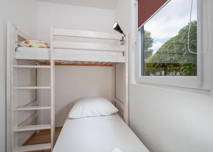 Mediteran Travel Mobile Homes Miran אתר קמפינג פירובאץ