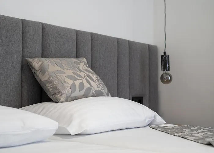 אתר קמפינג Mediteran Travel Mobile Homes Miran *