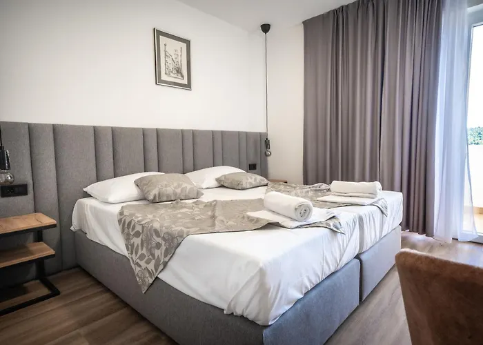 Mediteran Travel Mobile Homes Miran 피로바츠